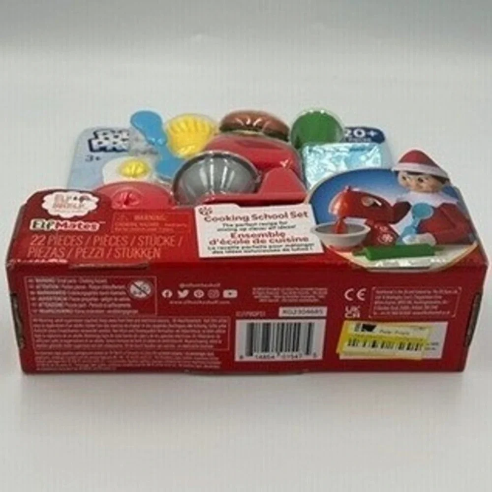 Elf on the Shelf‎ Cooking School Set 22-Piece Polar Props